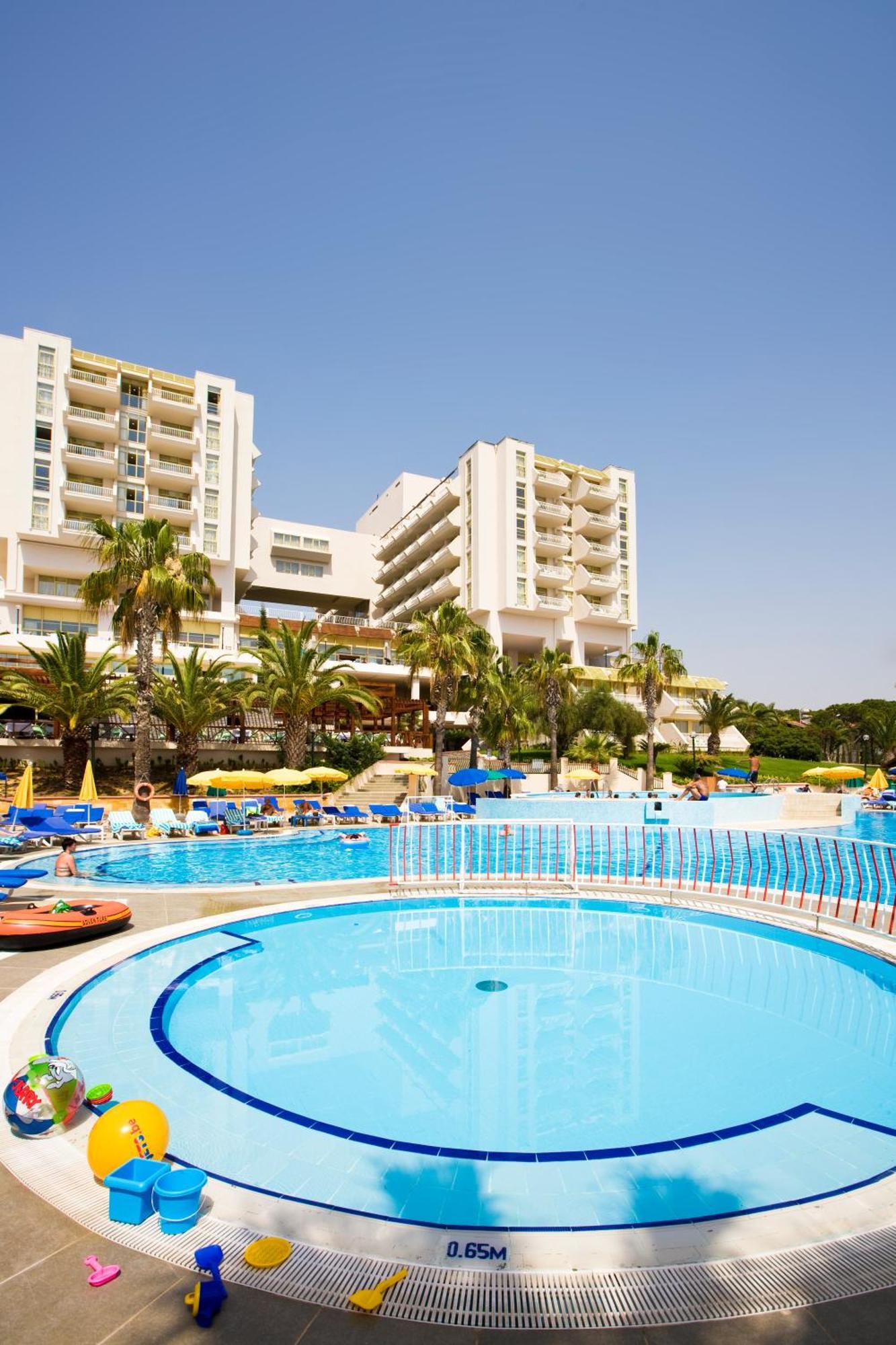 Fantasia Deluxe Hotel Kusadasi Exterior foto