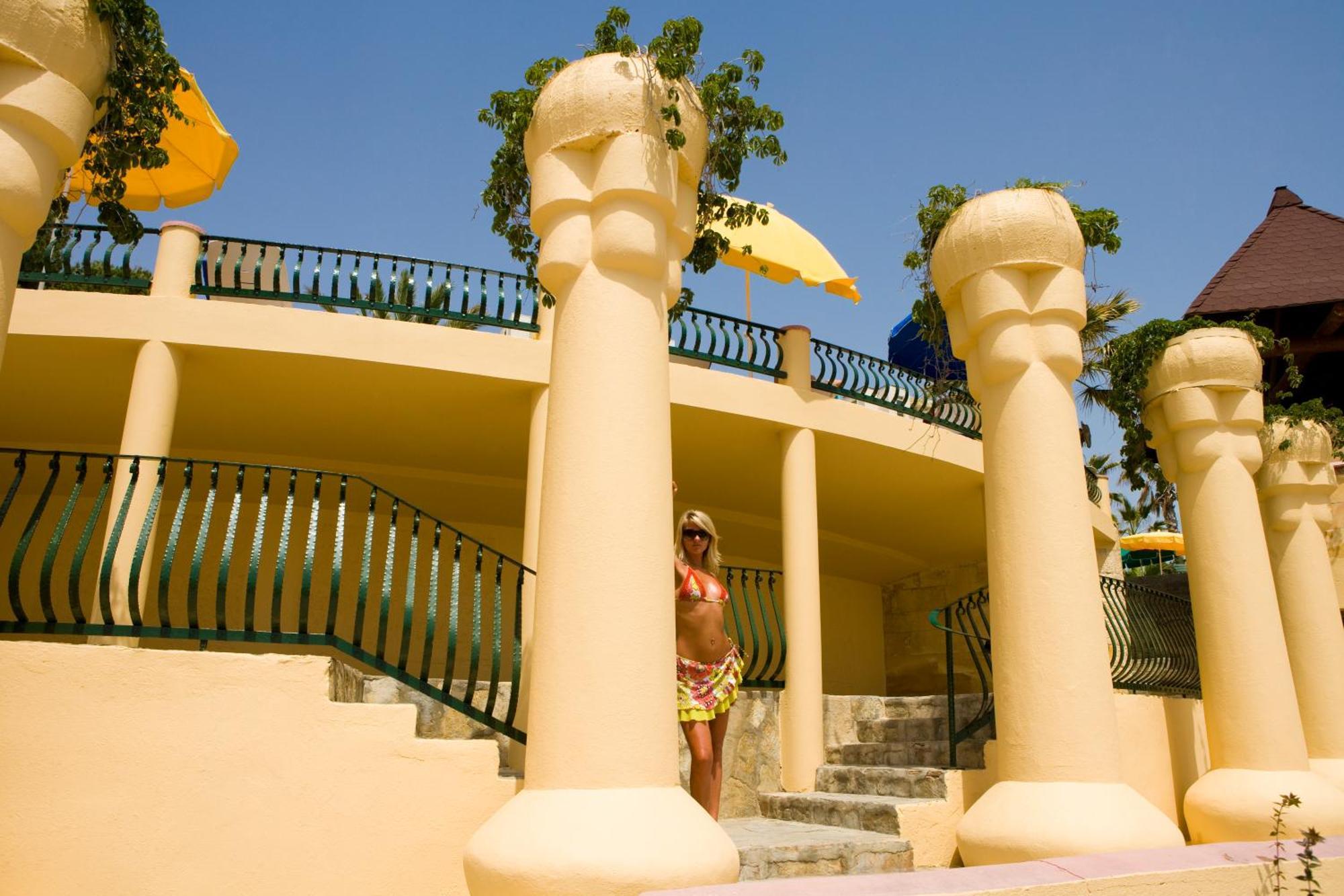Fantasia Deluxe Hotel Kusadasi Exterior foto