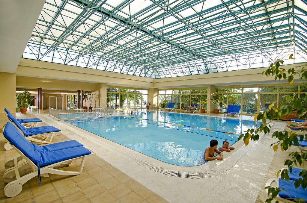 Fantasia Deluxe Hotel Kusadasi Exterior foto